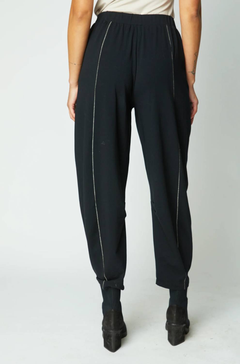 Olivia By Habitat - Essential Layers Barrel Pants