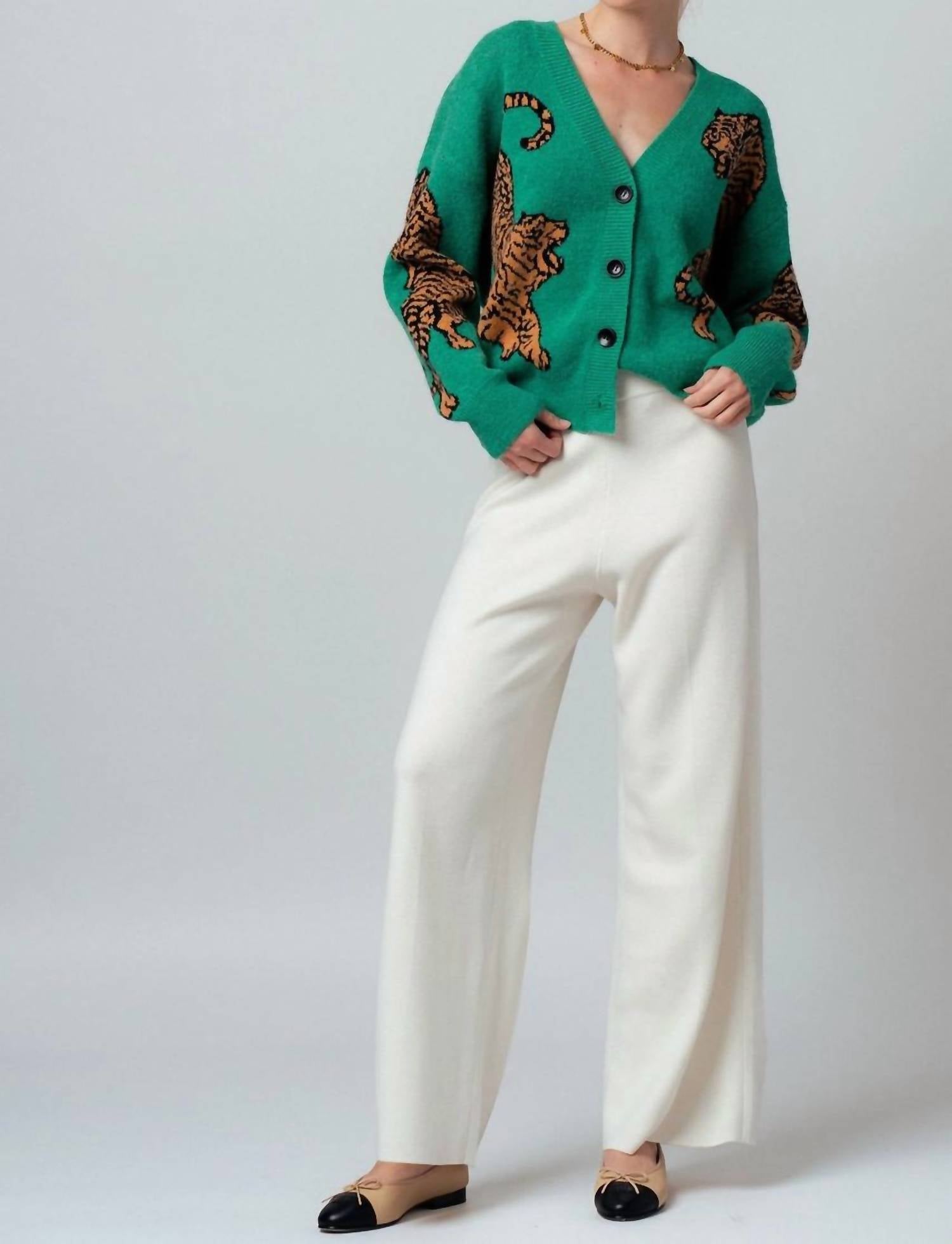 Urban Daizy Tiger Knit Cardigan in kelly green - women's cardigan - detail view