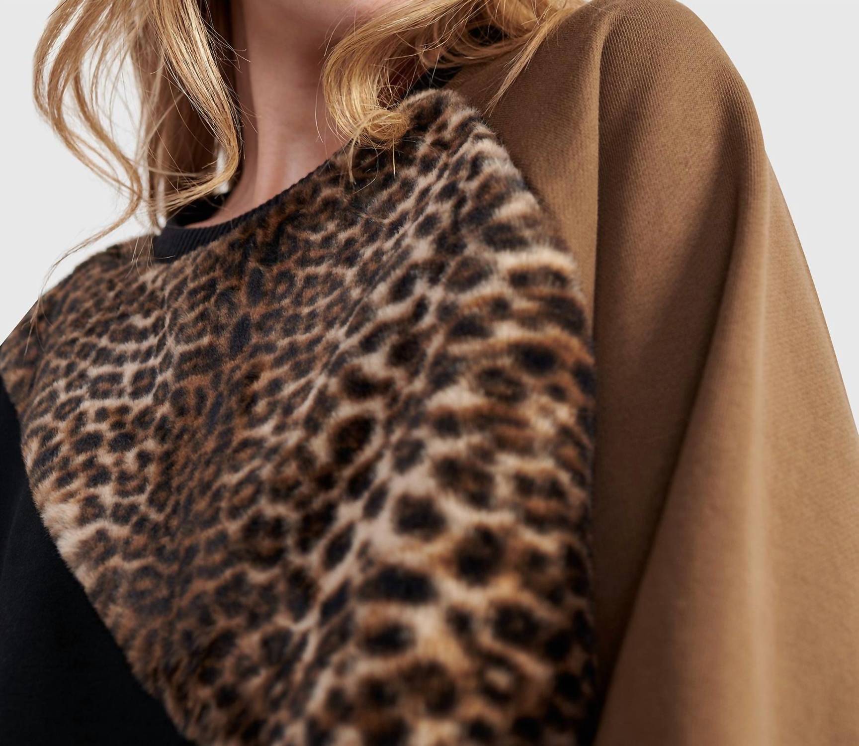 Alembika - Urban Wildling Crewneck Top