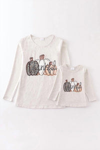 Honeydew - Women's Thankful Pumpkin Top Mommy & Me "mommy"
