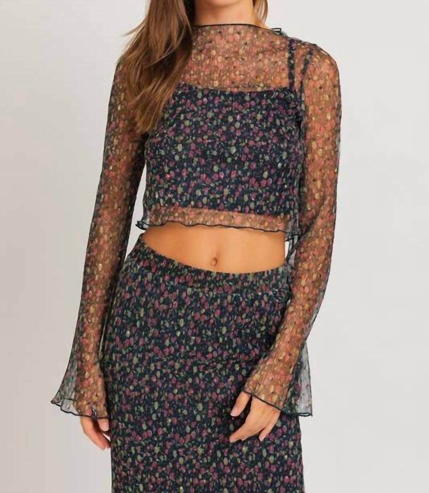 Le Lis - Longsleeve Pleated Ditsy Print Crop Top