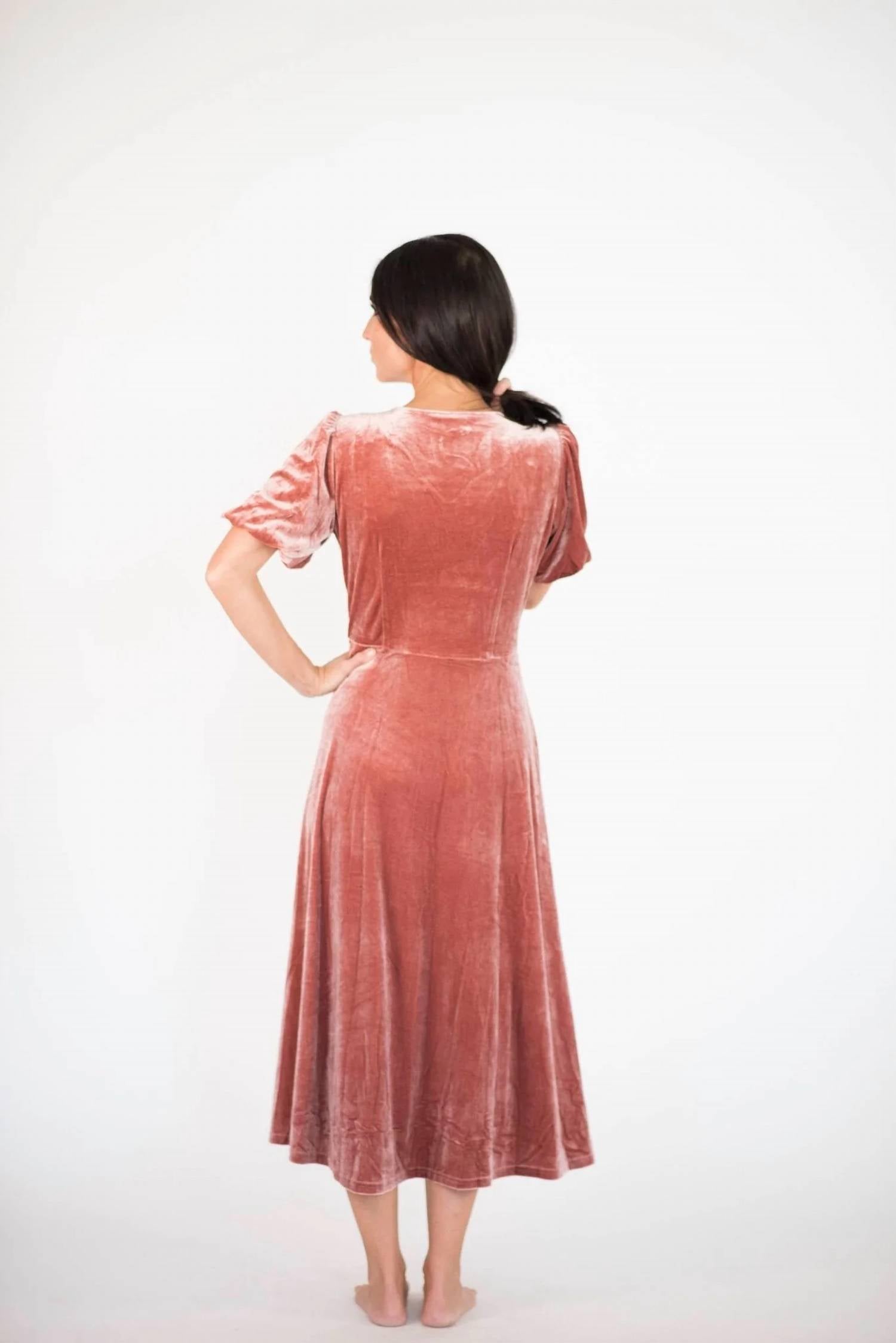 Tea N Rose - Brinklie Velvet Dress
