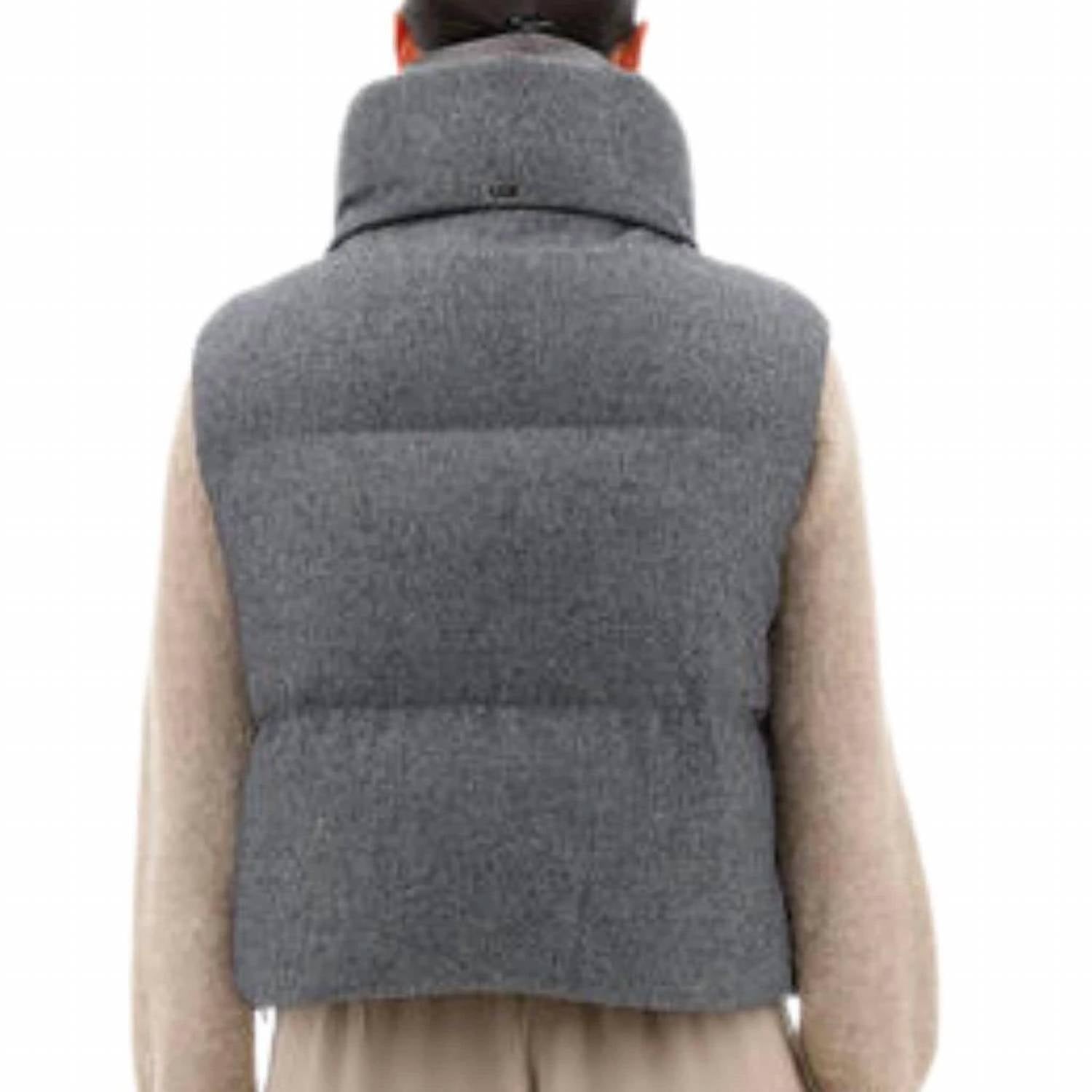 Herno Ultralight Sleeveless Jacket in grey - women's jacket - detail view