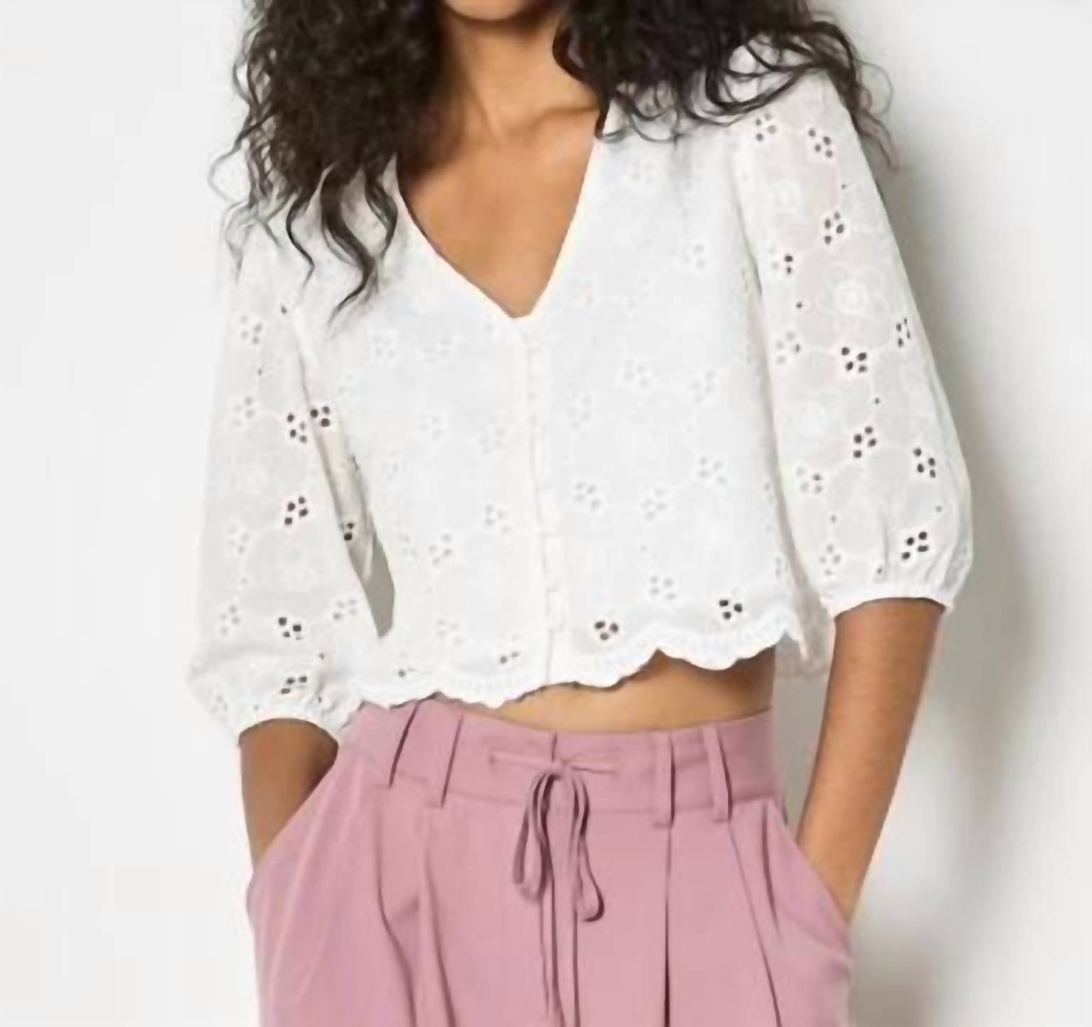 Apricot - Daisy Broderie Top