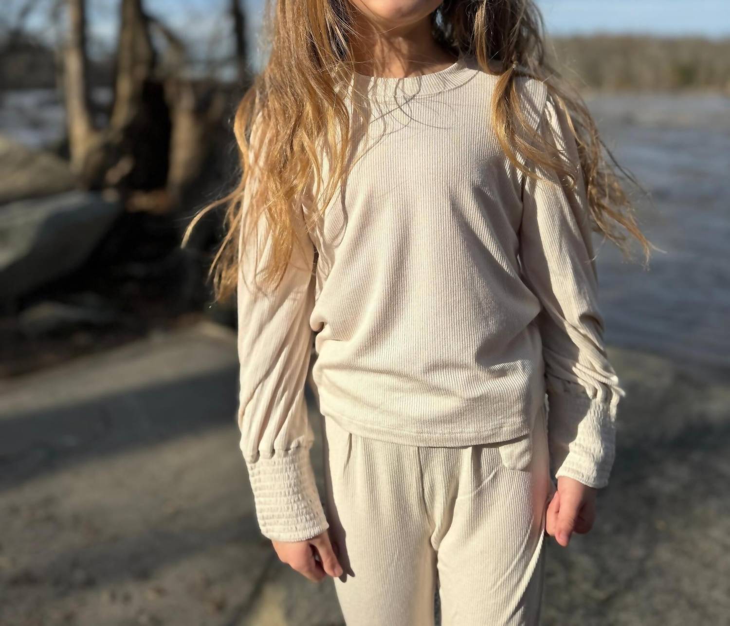 VIGNETTE Jessa T-shirt And Betty Pants Set in oatmeal - item