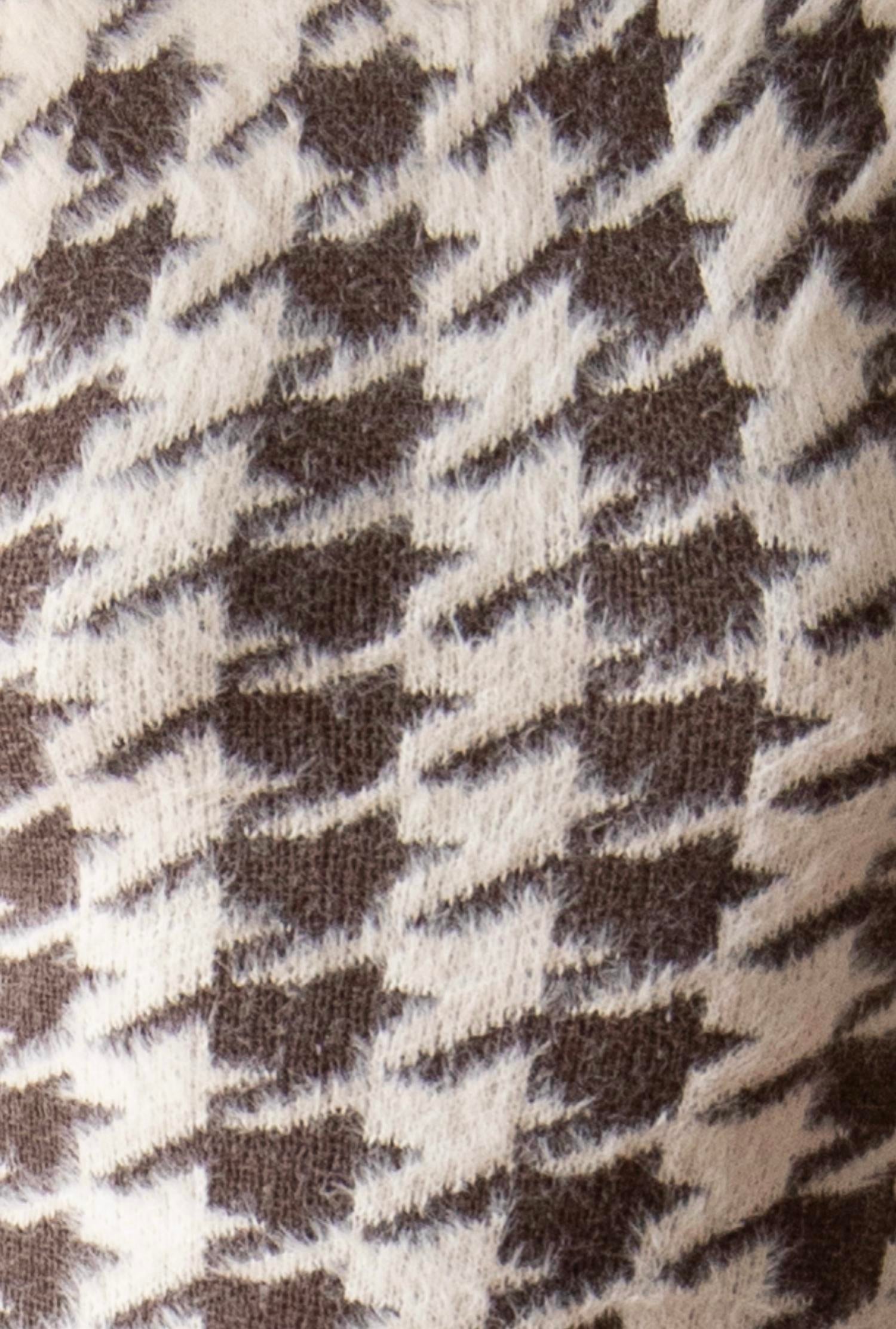 Endless Blu. - Houndstooth print sweater knit dress