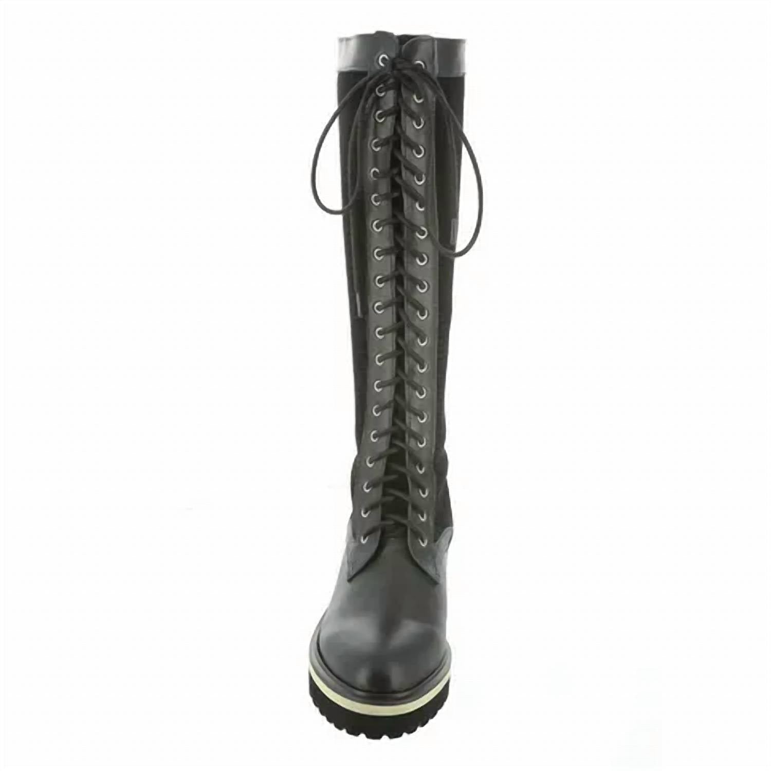All Black - Women Beyond Boot
