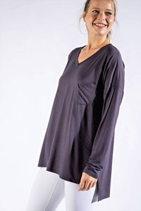 Mono B - Basic with Pocket Solid Tee
