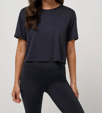 Travismathew - Celestia Cropped Short Sleeve Top