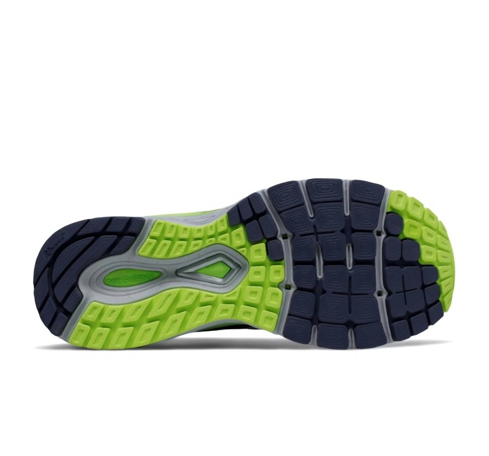 New Balance - Women's 880v7 Gore-tex Running Shoes