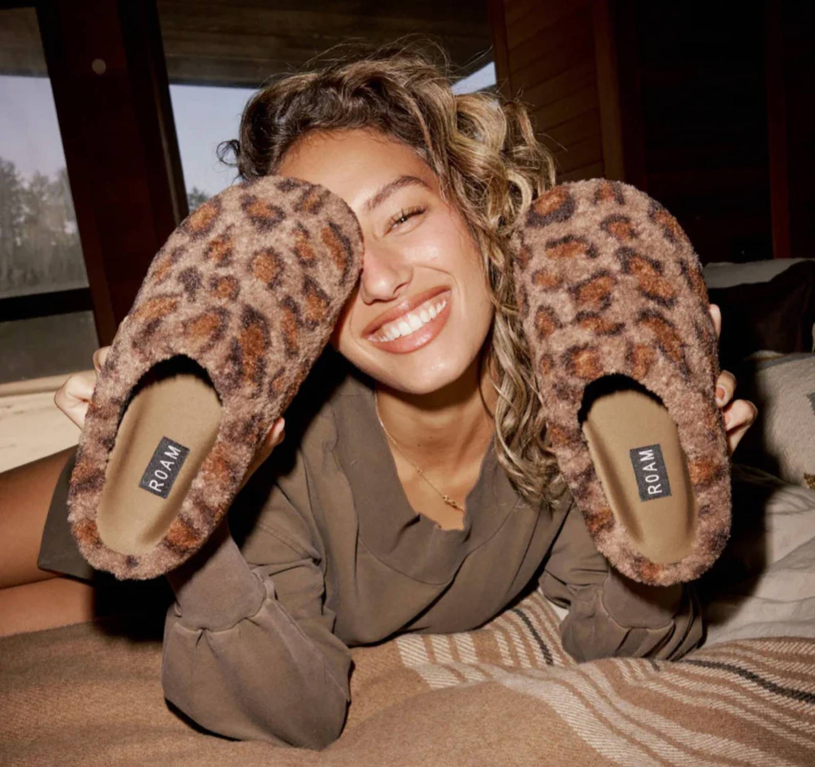 Roam - Women's Fuzzy Leo Clog