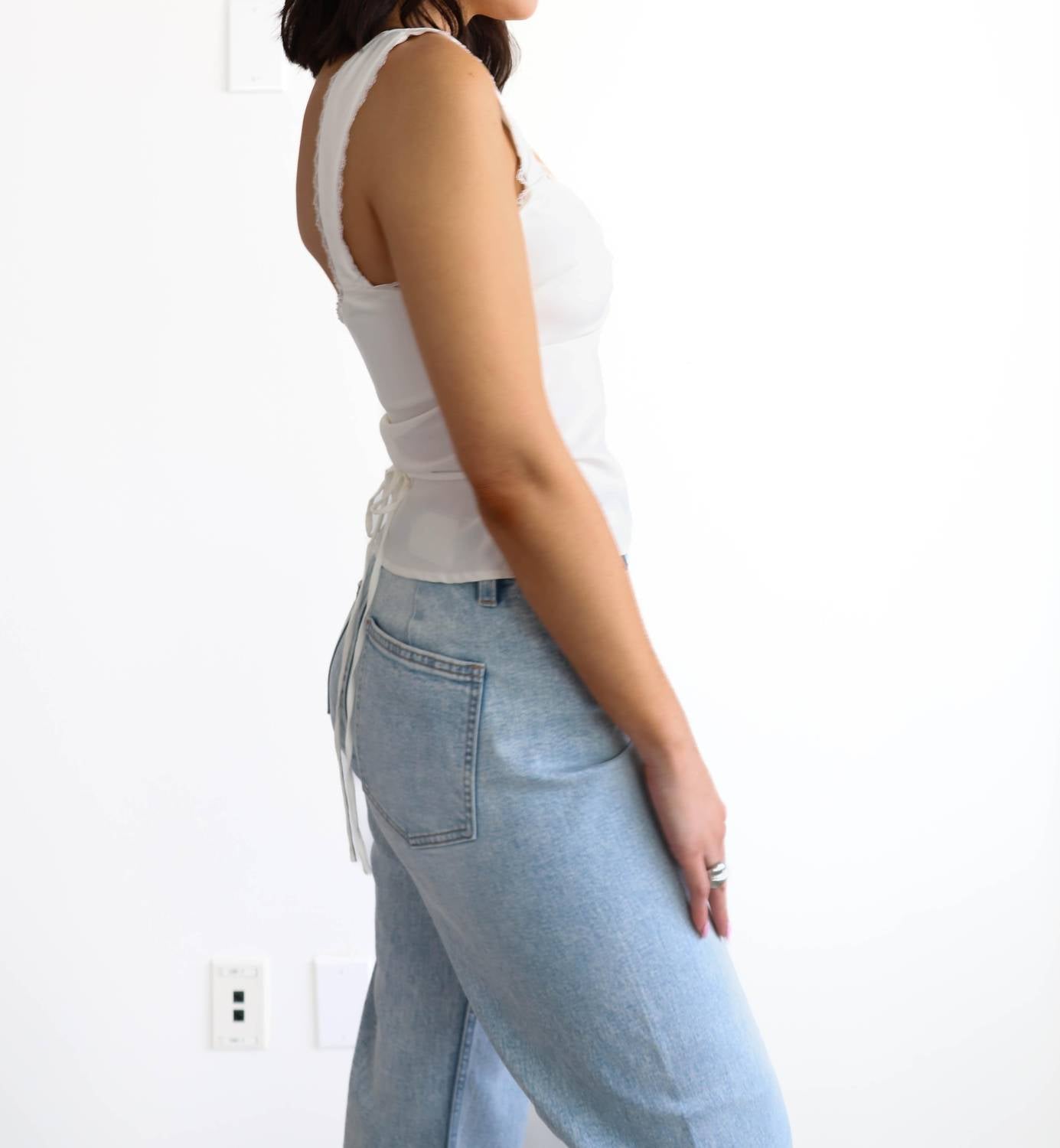 Nia - Yolanda Top