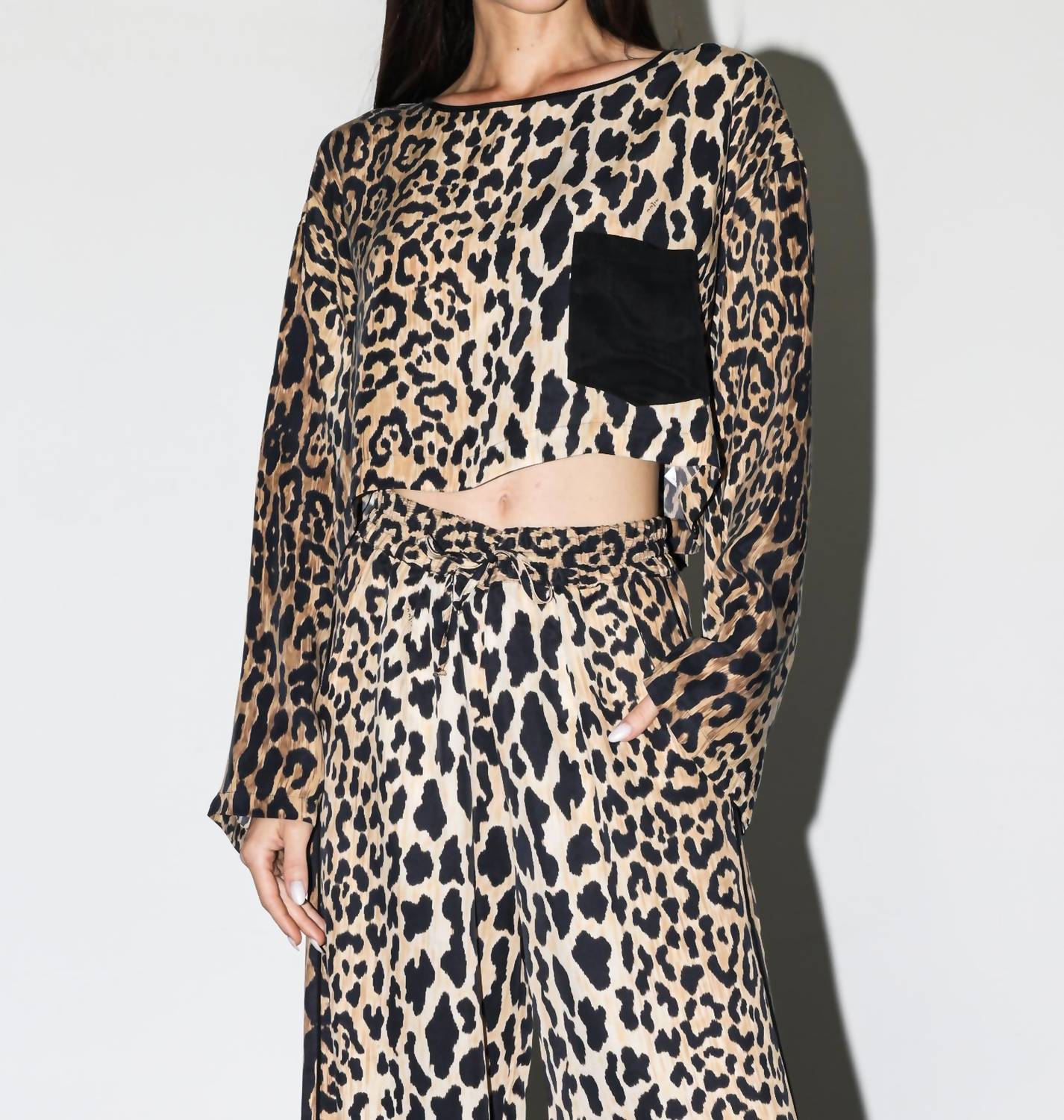 Niluu - Wildesse Long Sleeve Crop Tee