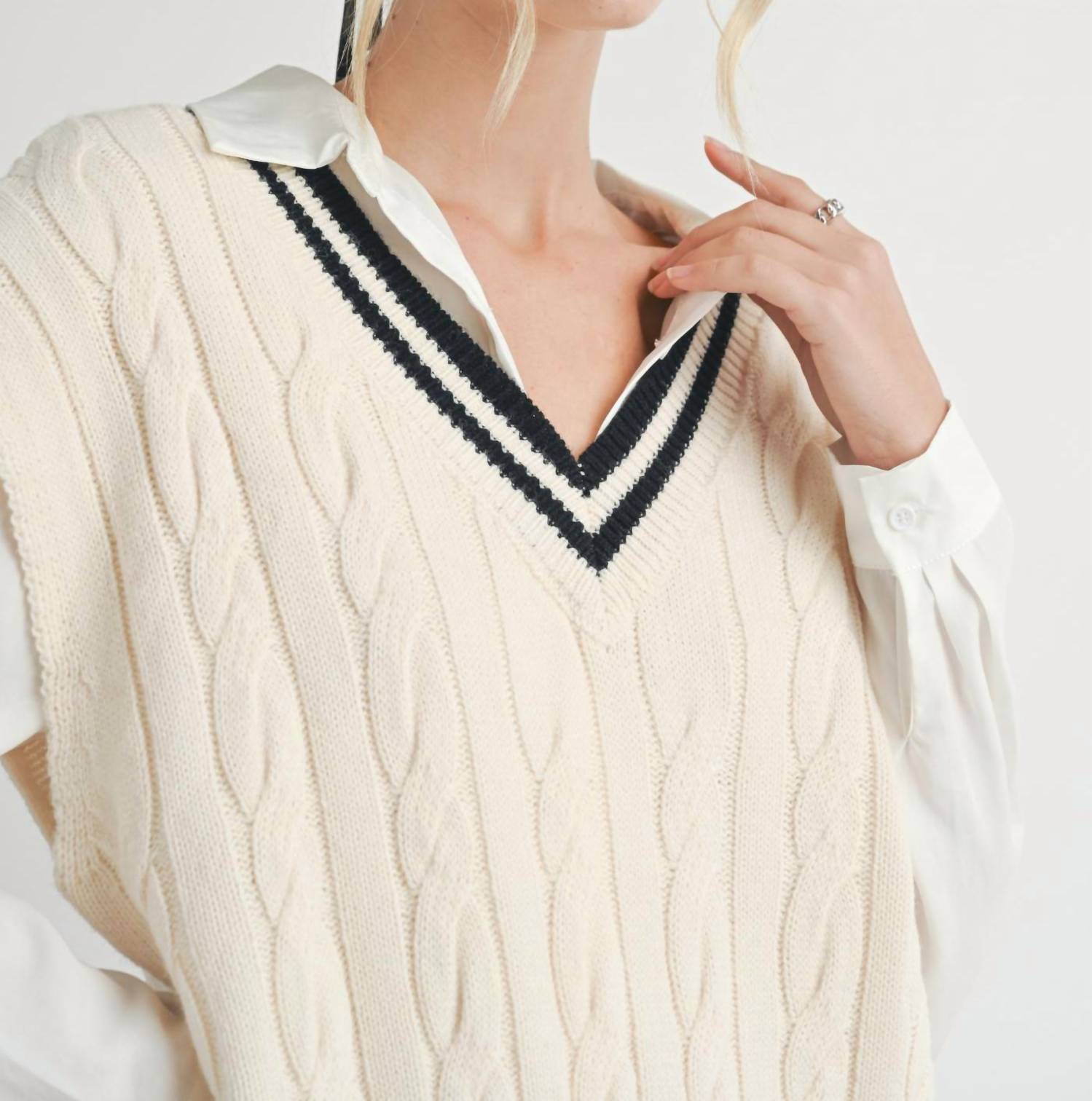 Sadie & Sage - Tara V Neck Cable Sweater