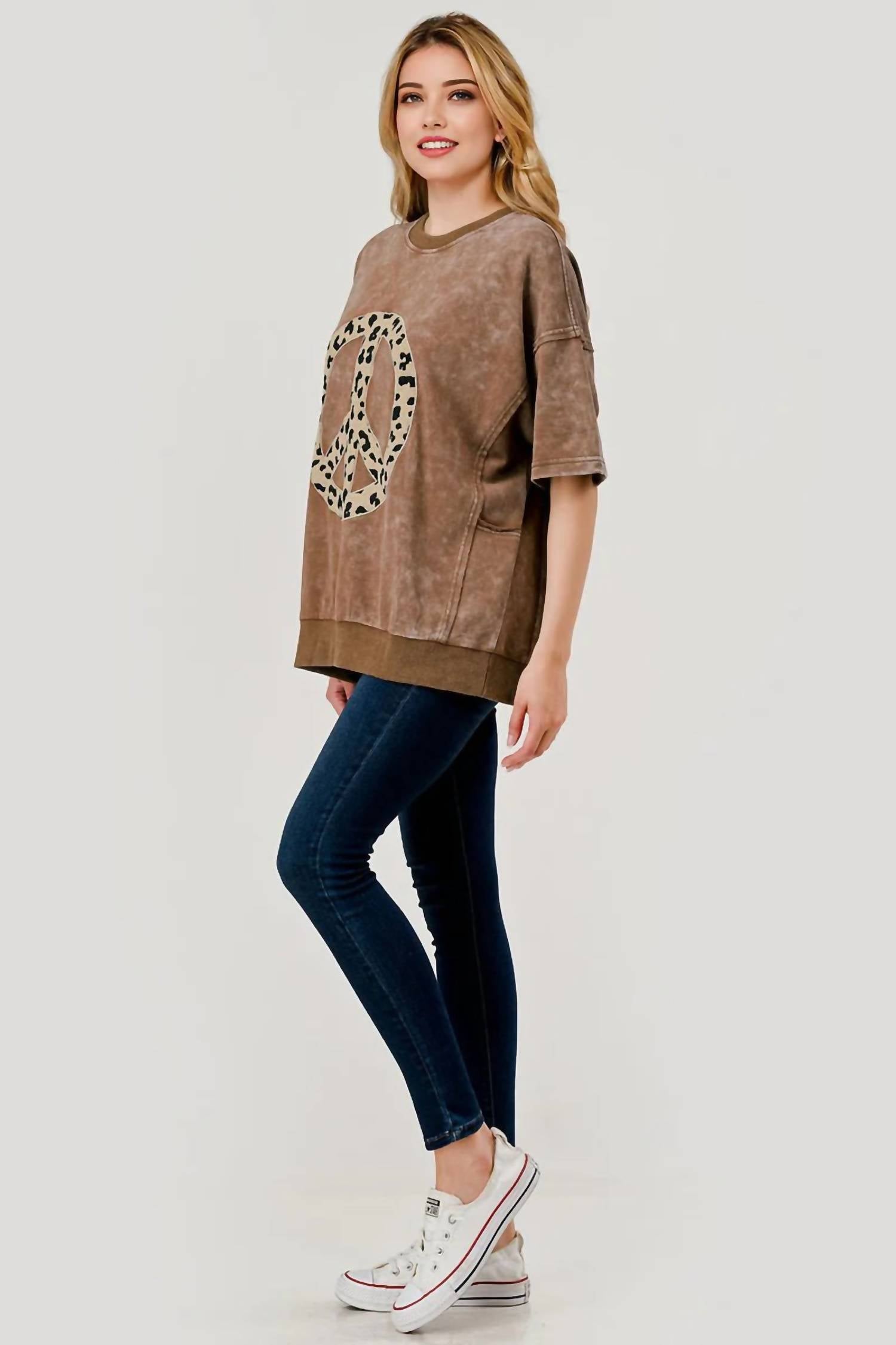 Pixi + Ivy - Oversized Short Sleeves Top