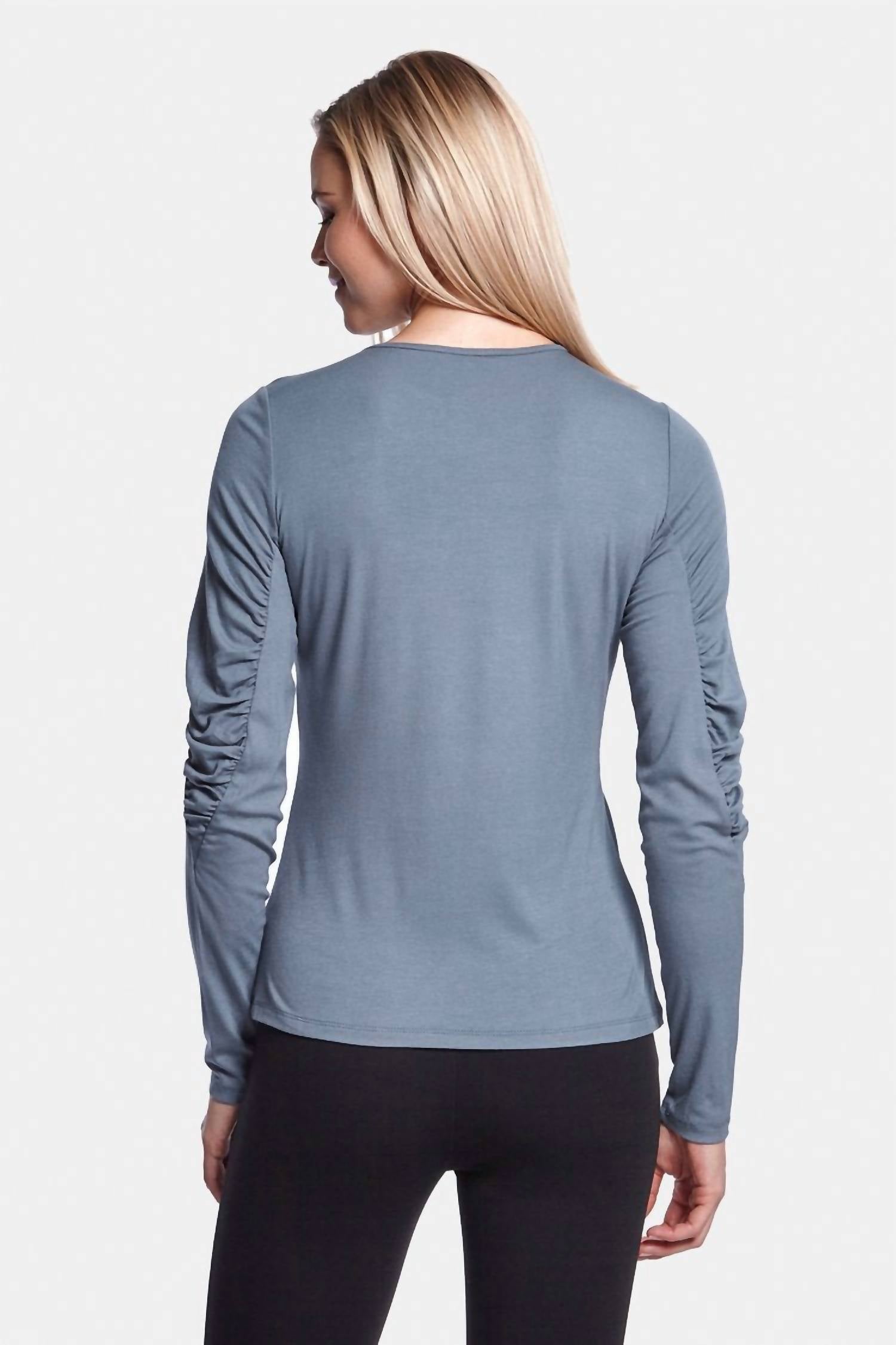Capsule 121 - HISAKI TOP