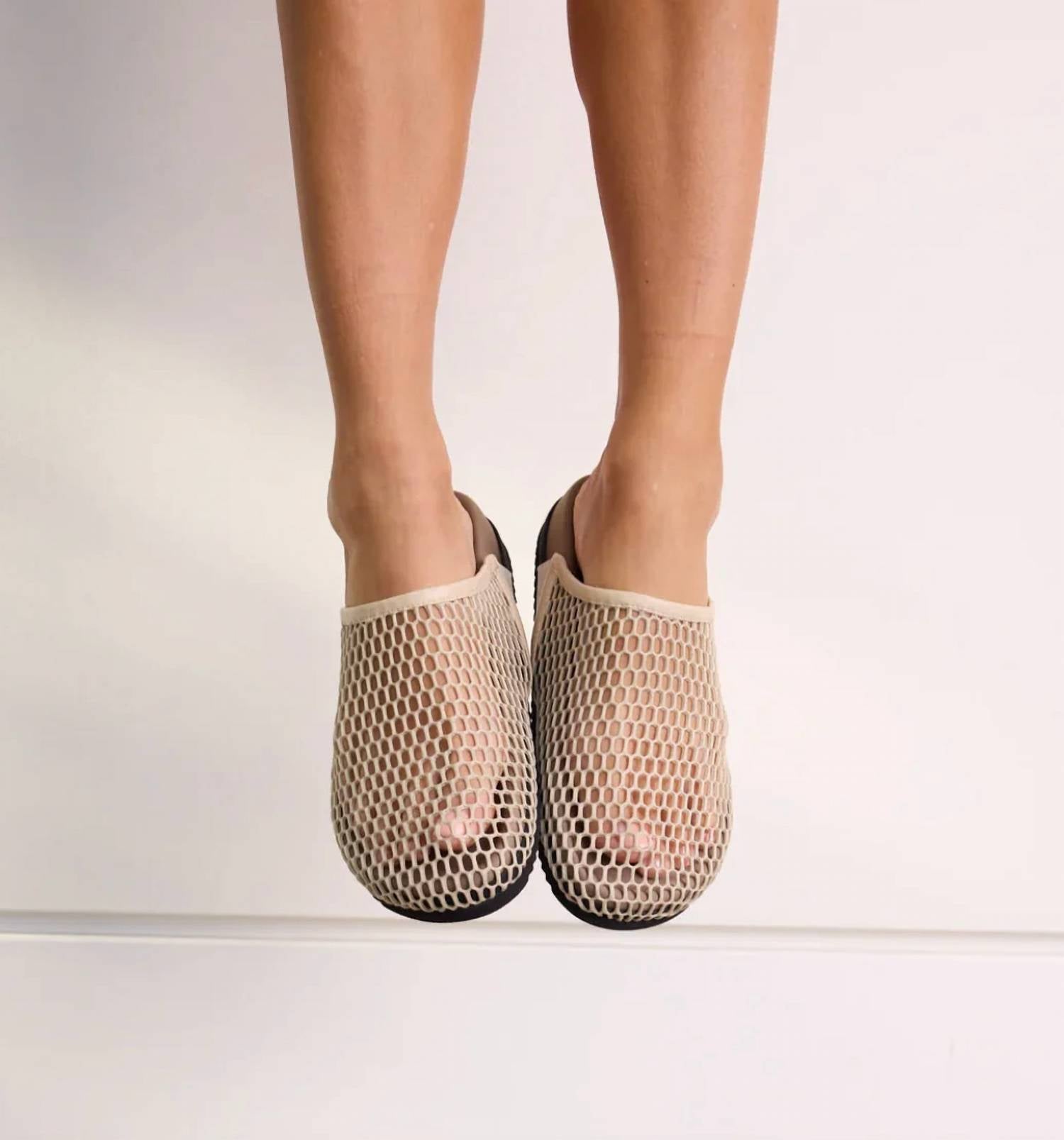 Roam - Women's The Mesh Clog