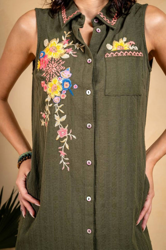 Paparazzi - Dobby Embroidered Sleeveless Dress