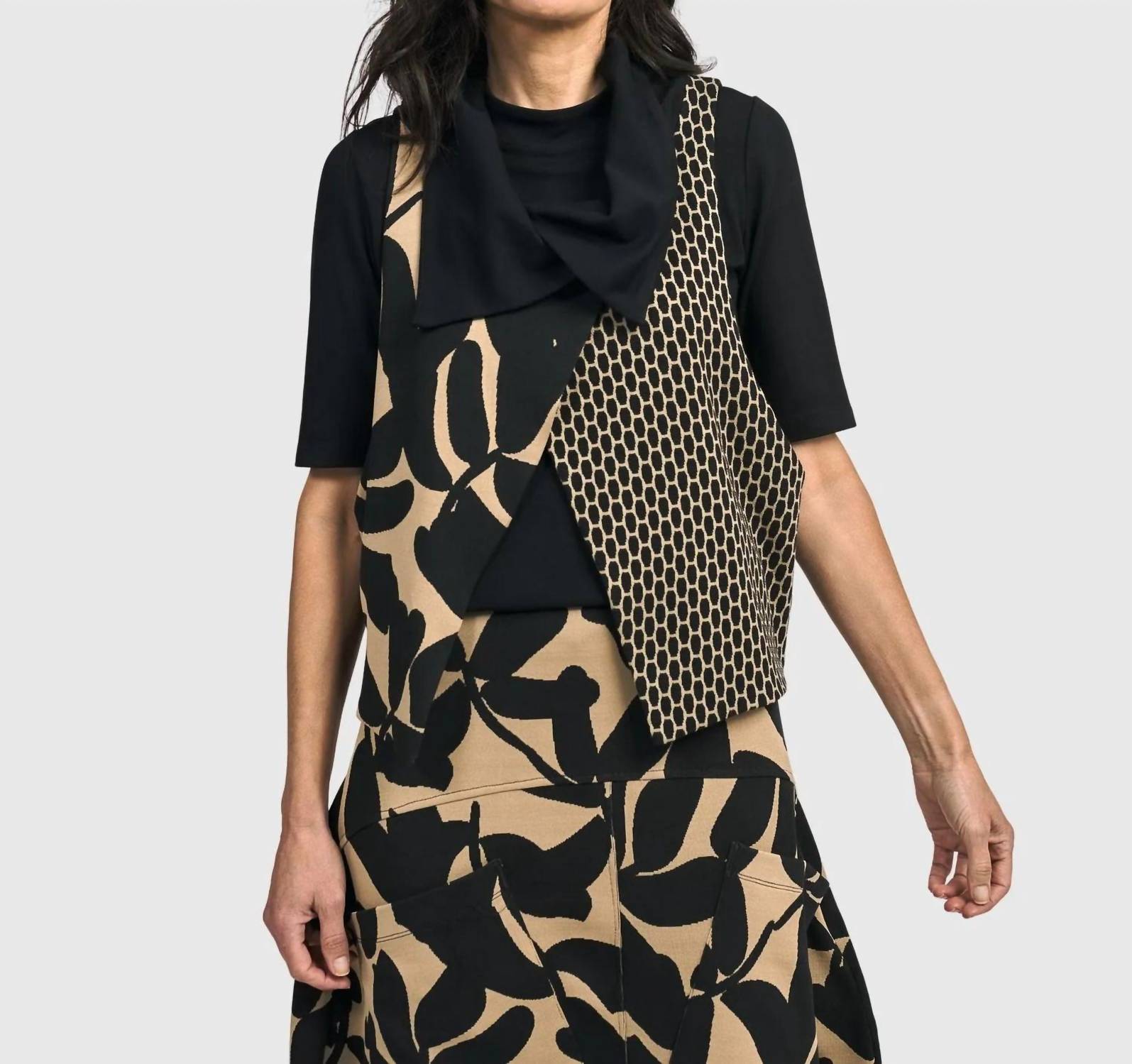 Alembika - Lula Jacquard Cropped Vest
