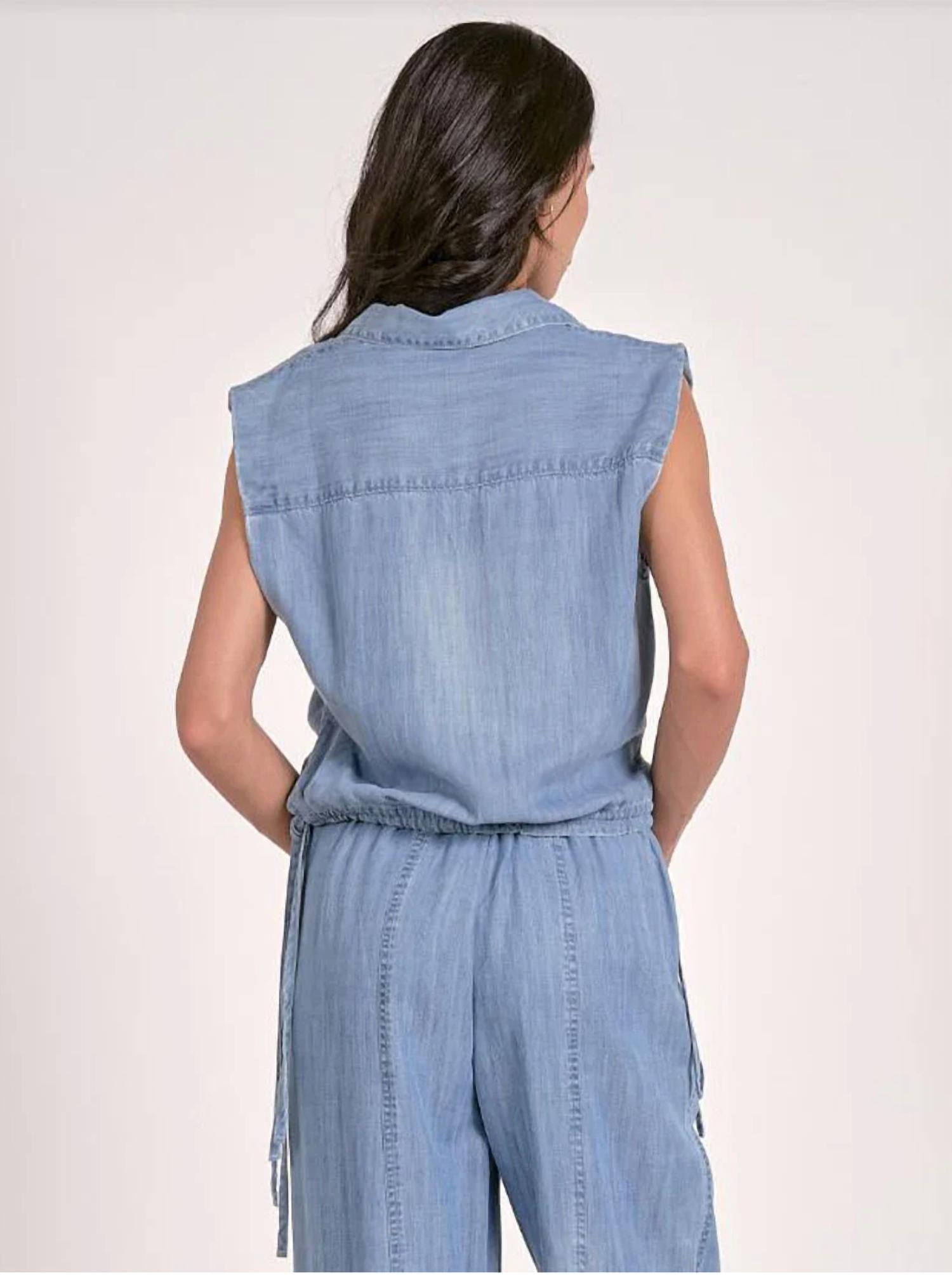 Elan - Sleeveless Collared Top