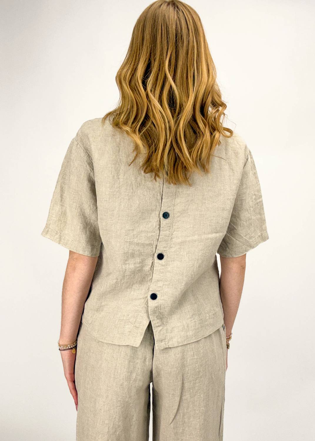Dolcezza - Carla Back Button Top