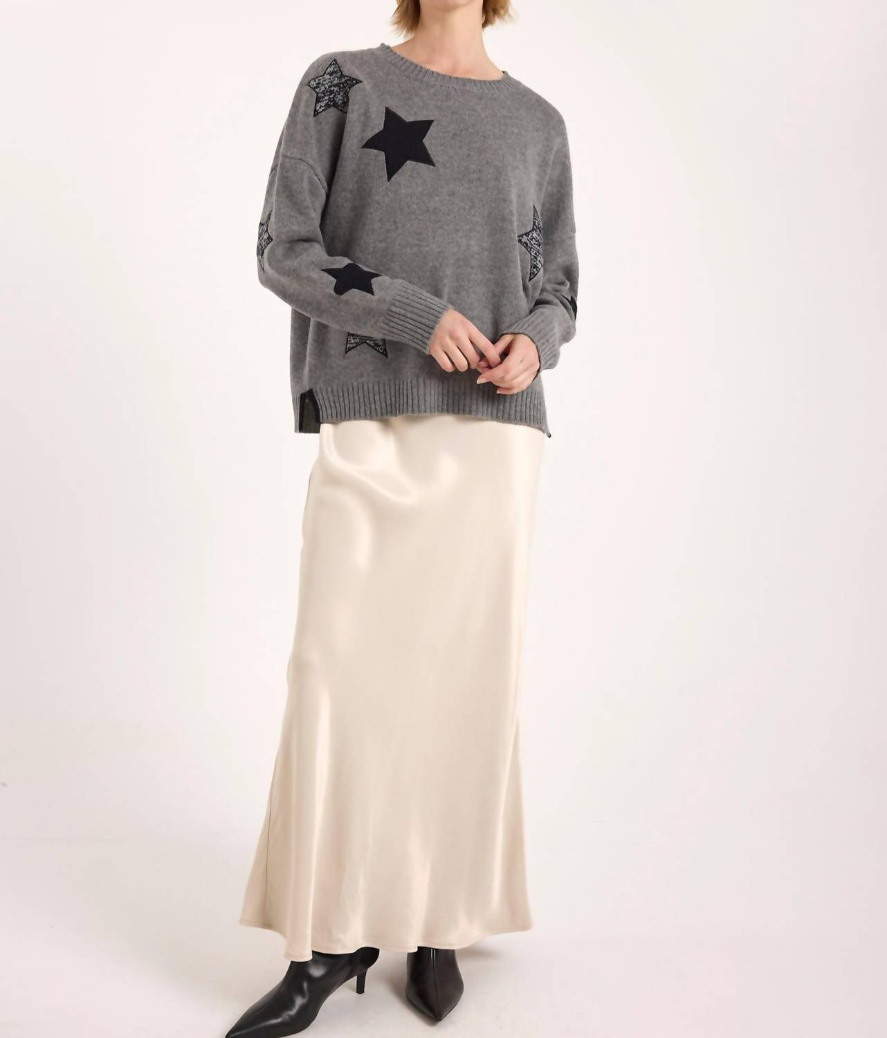 Brodie Cashmere Perrie Patch Star Cashmere Crew Neck Jumper in mid grey - women's sweater - alternate view
