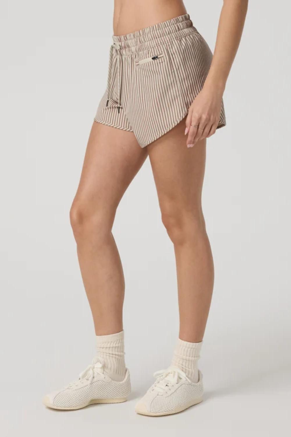 Vuori - Clementine 4" Short 2.0