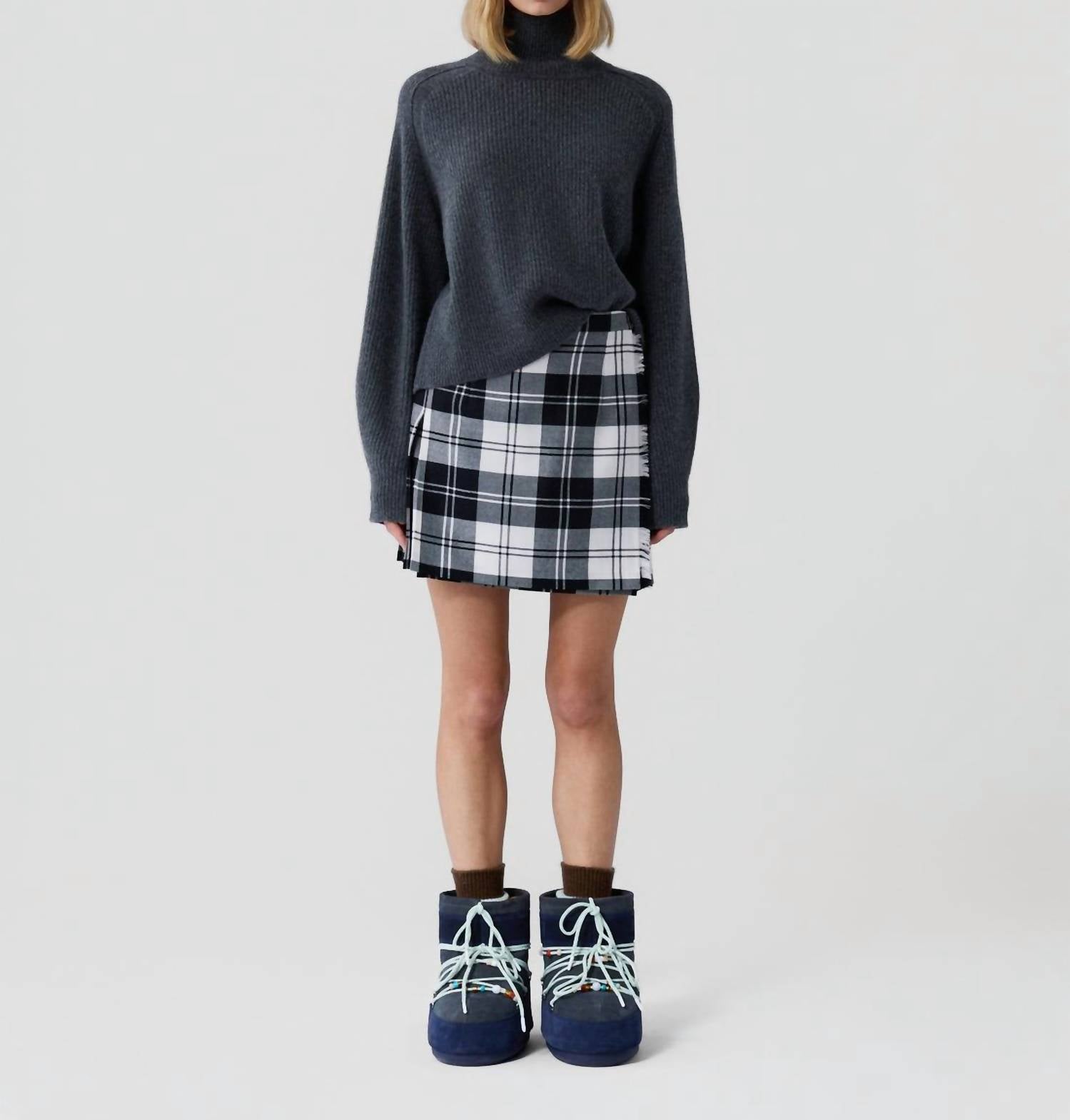 Guest In Residence - Cropped Ribbed Turtleneck Sweater