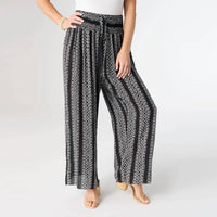 Coco + Carmen - Stella Printed Crop Pants