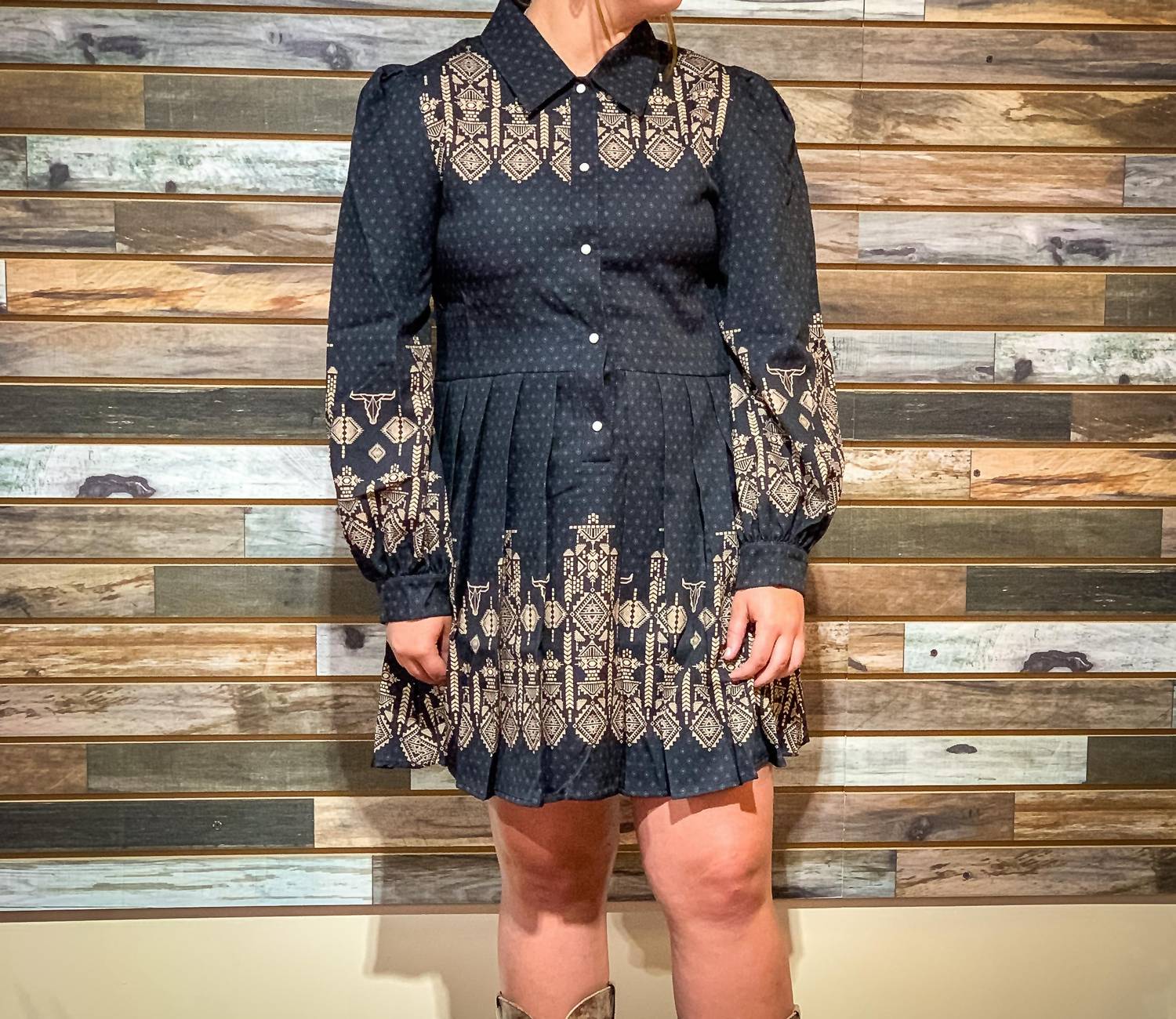 Lucky & Blessed - Women's Pleated Pearl Snap Dress