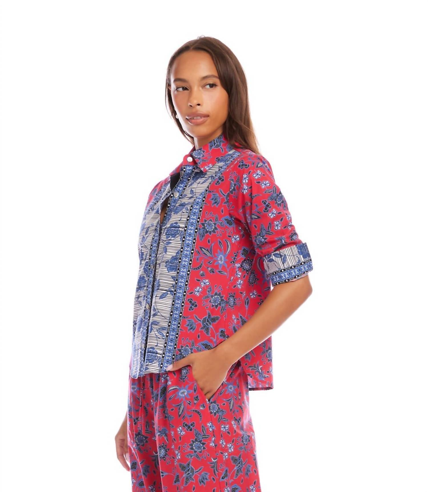 Karen Kane - Ruched Sleeve Border Print Shirt - Petite