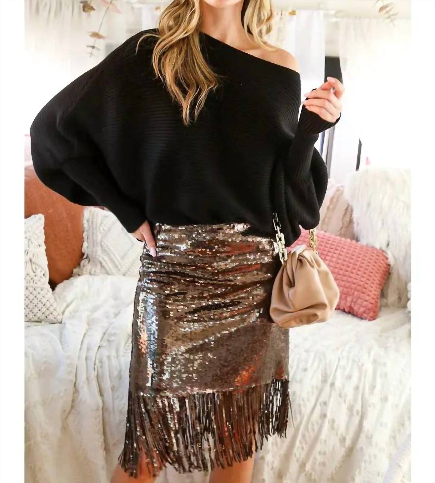 Vine & Love - Boat Neck Loose Fit Sweater