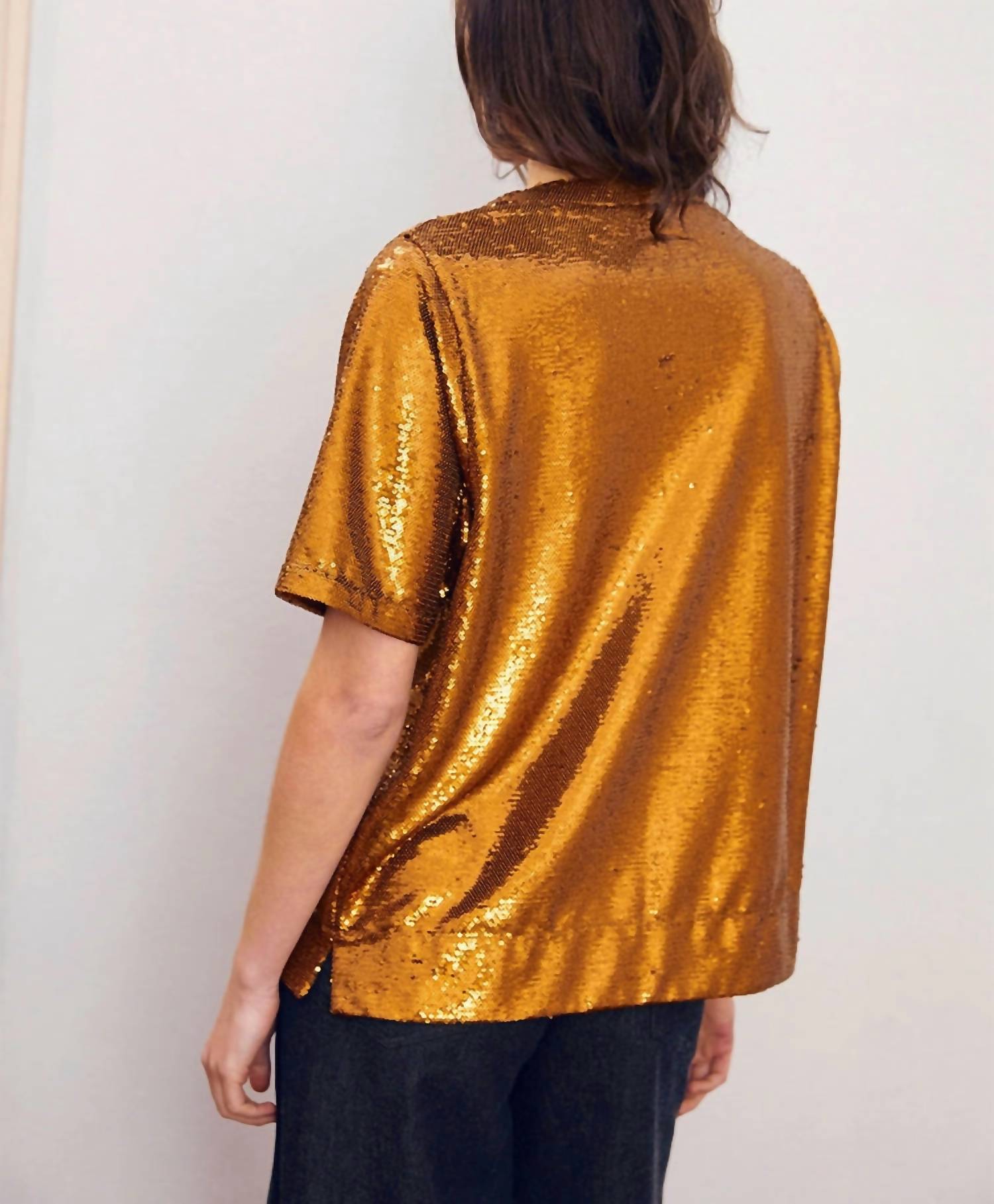 Momoni - Iora Tshirt