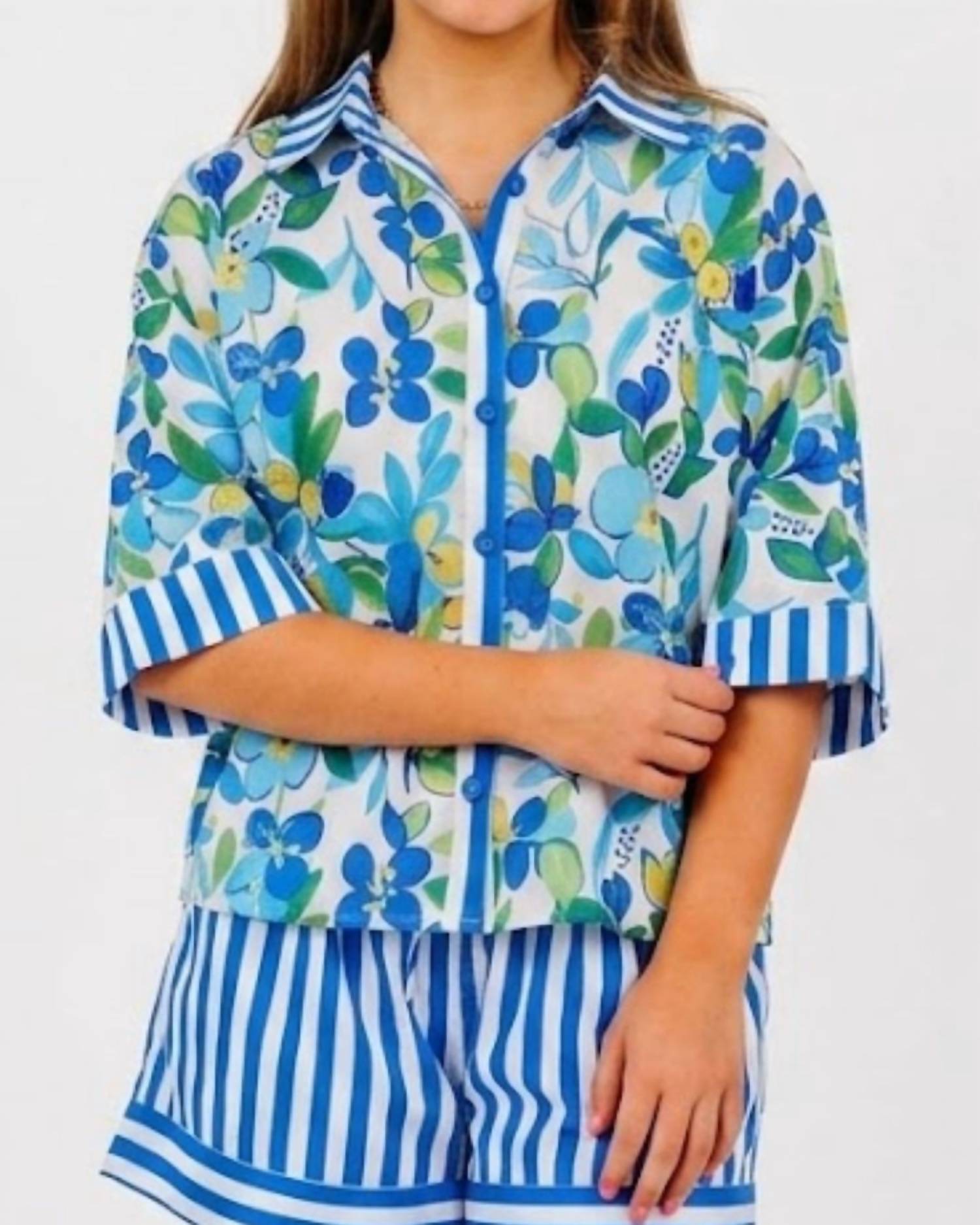 Joy Joy - Stripe And Bloom Over Size Contrast Shirt