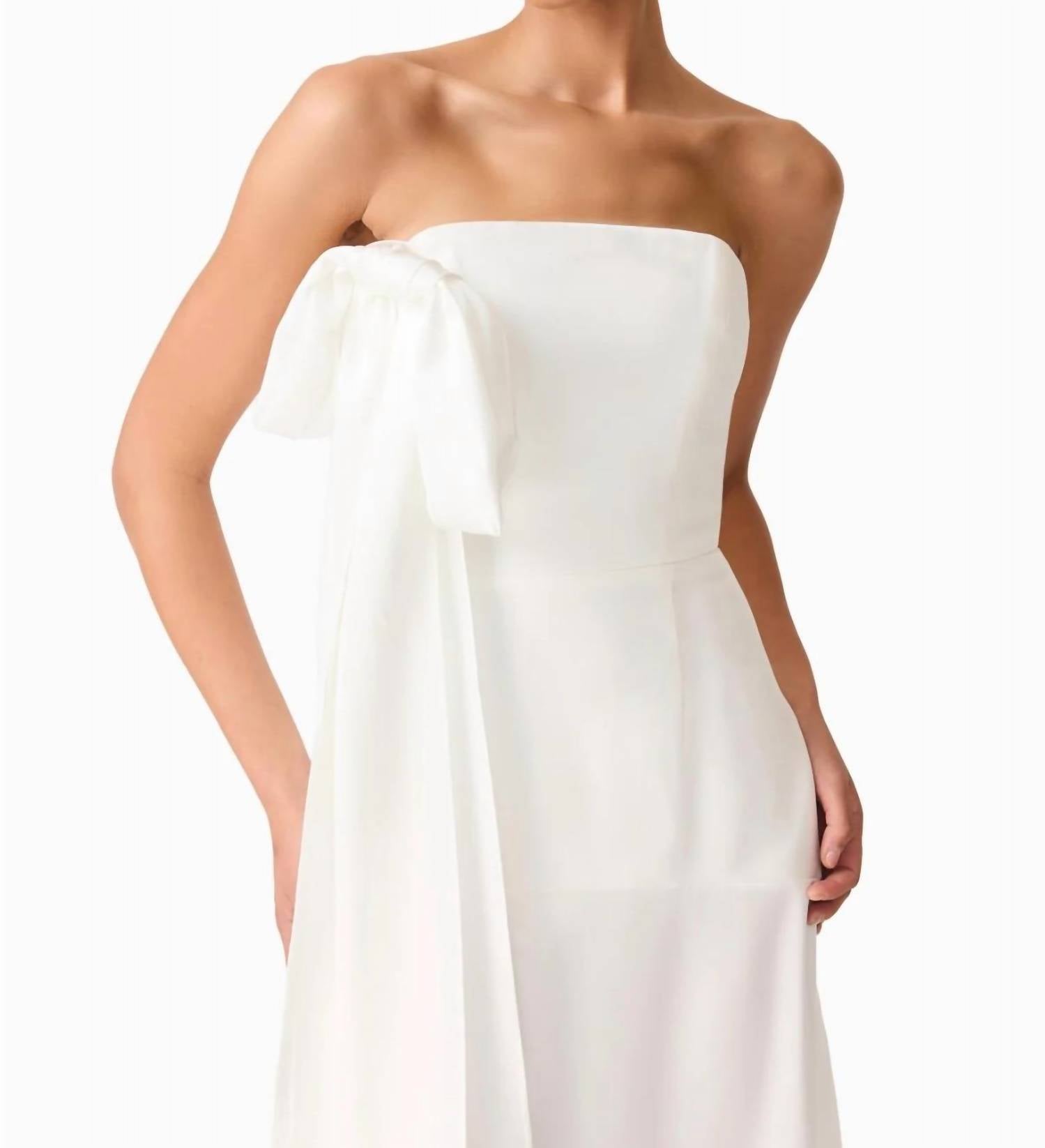 Elliatt - Noralyn Strapless Gown