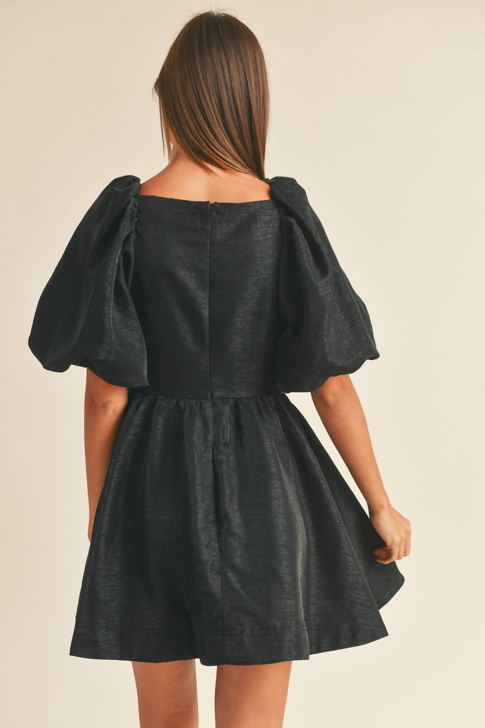 Miou Muse - Balloon Sleeve Knot Detail Mini Dress