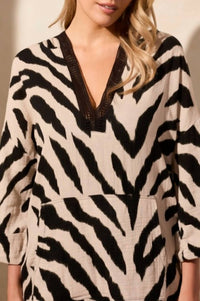 Tribal - 3/4 Sleeve Tunic With Lace Tape