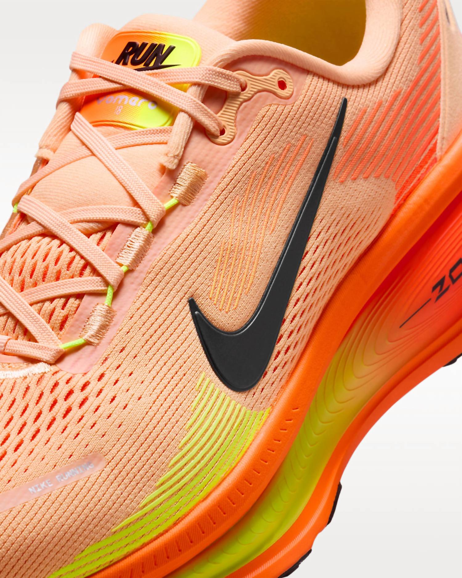 Nike - Men's Vomero 18 Road Running Shoes