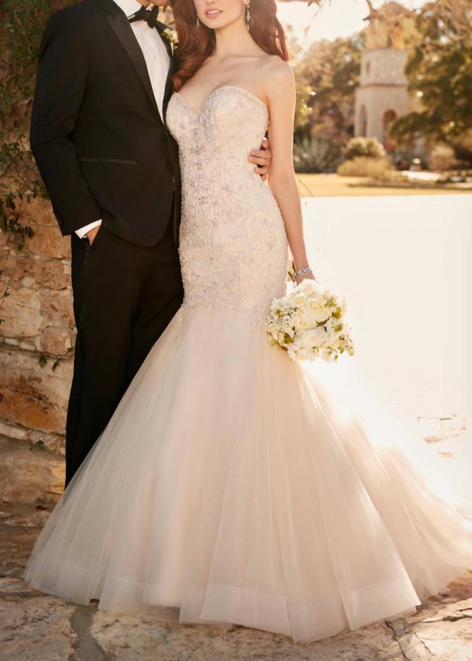 Essence Of Australia - Fit and flare wedding dress with tulle skirt