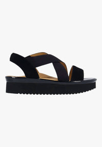L'Amour Des Pieds - Women's Aizling Sandal