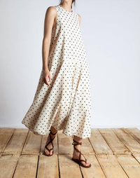 Psophia - Empire Waist Sleeveless Dress