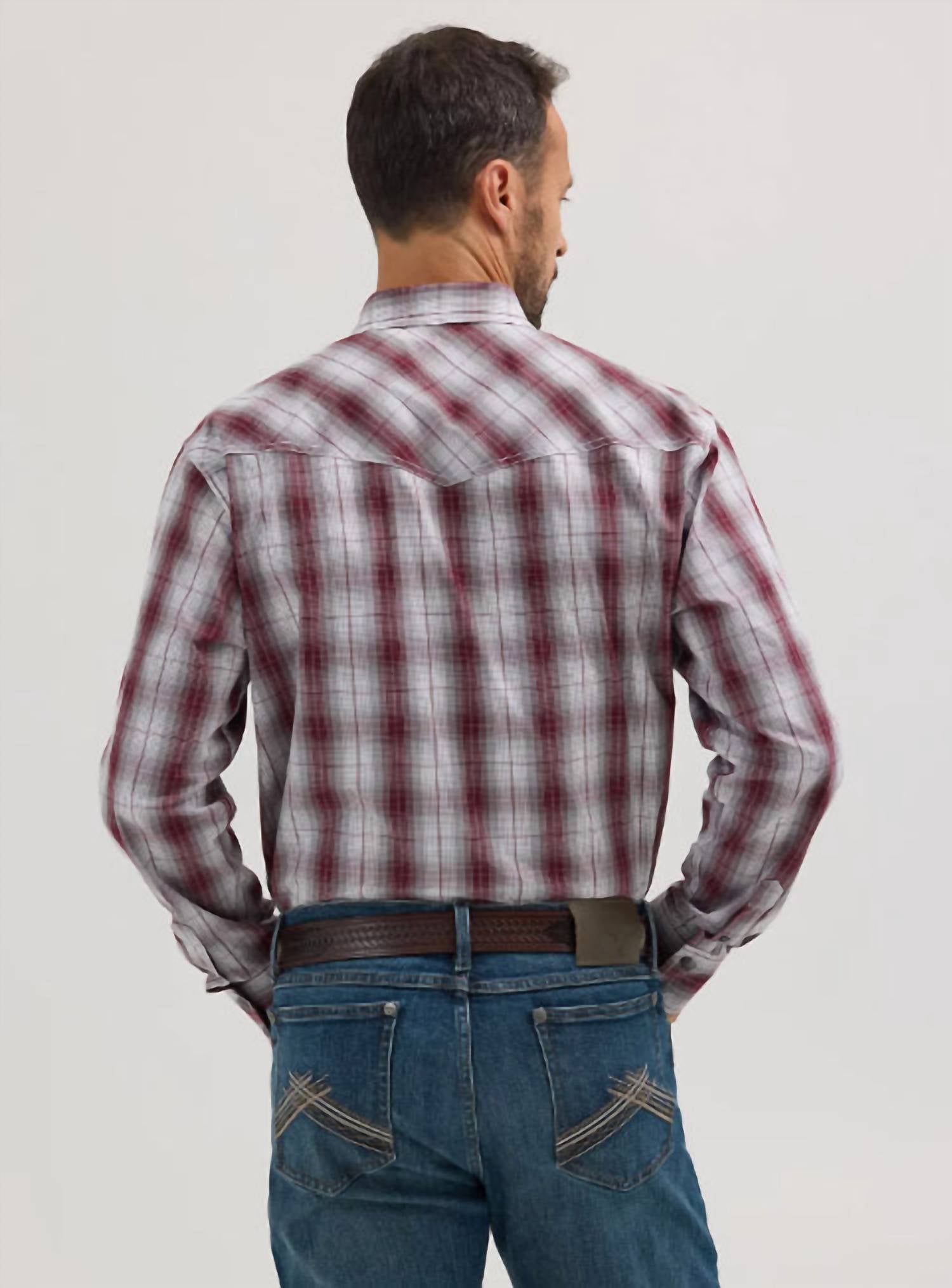 Wrangler - Men's Advanced Comfort Snap Shirt
