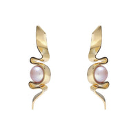 Lady Grey - Women's Pearl Ribbon Earrings
