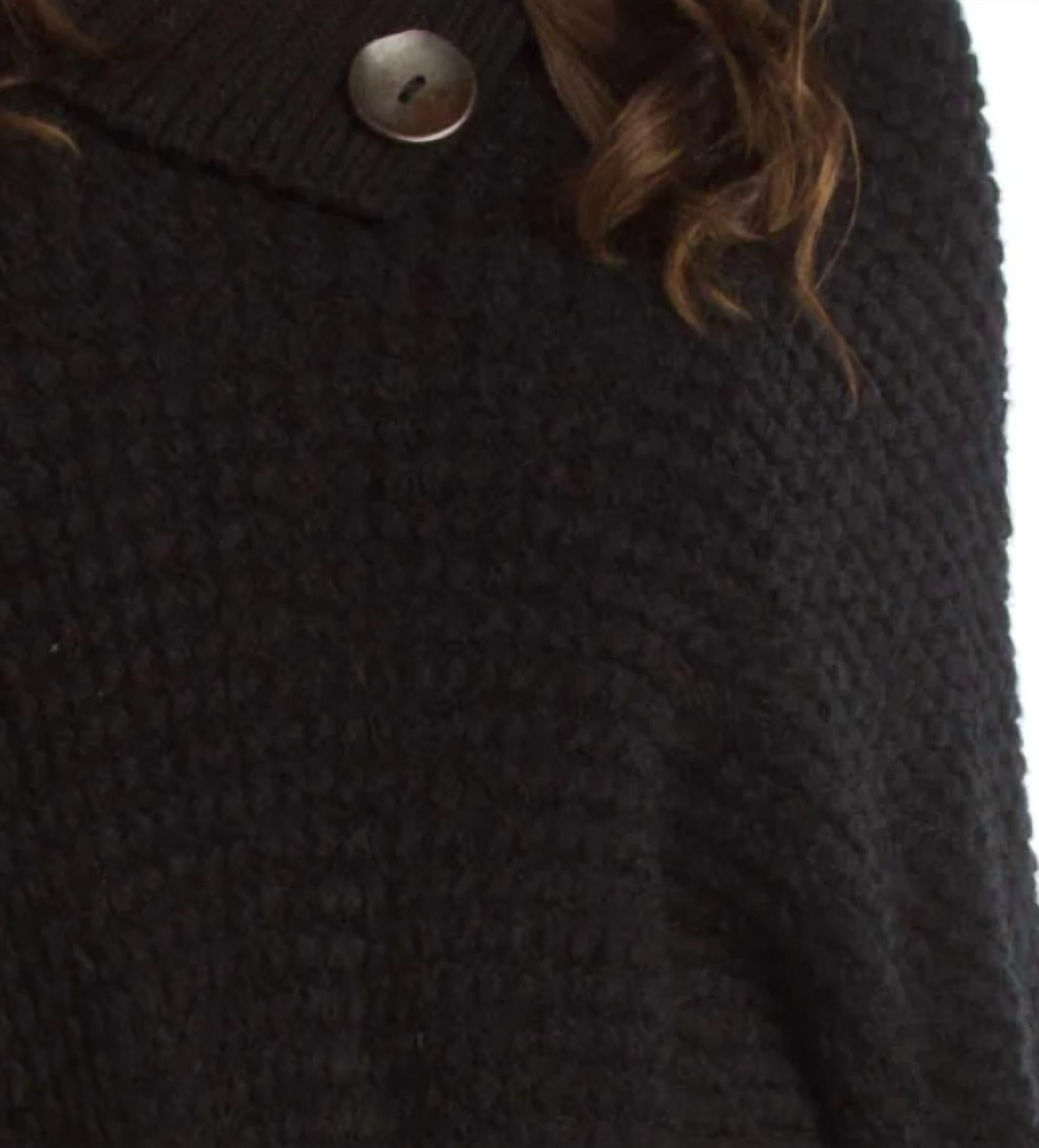 Papillon - Knit Poncho With Tassles