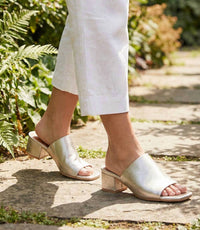 Seychelles - Women's Pepper Mid Heel Sandals