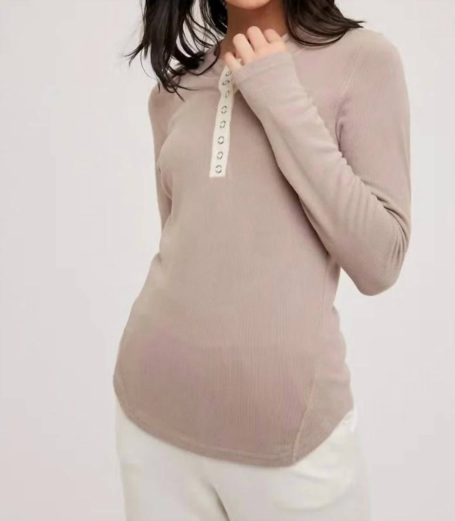 Bluivy - Ribbed Henley Knit Top