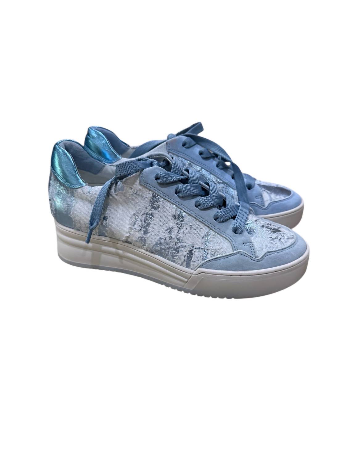 Softwaves - Women's Leona Sneaker