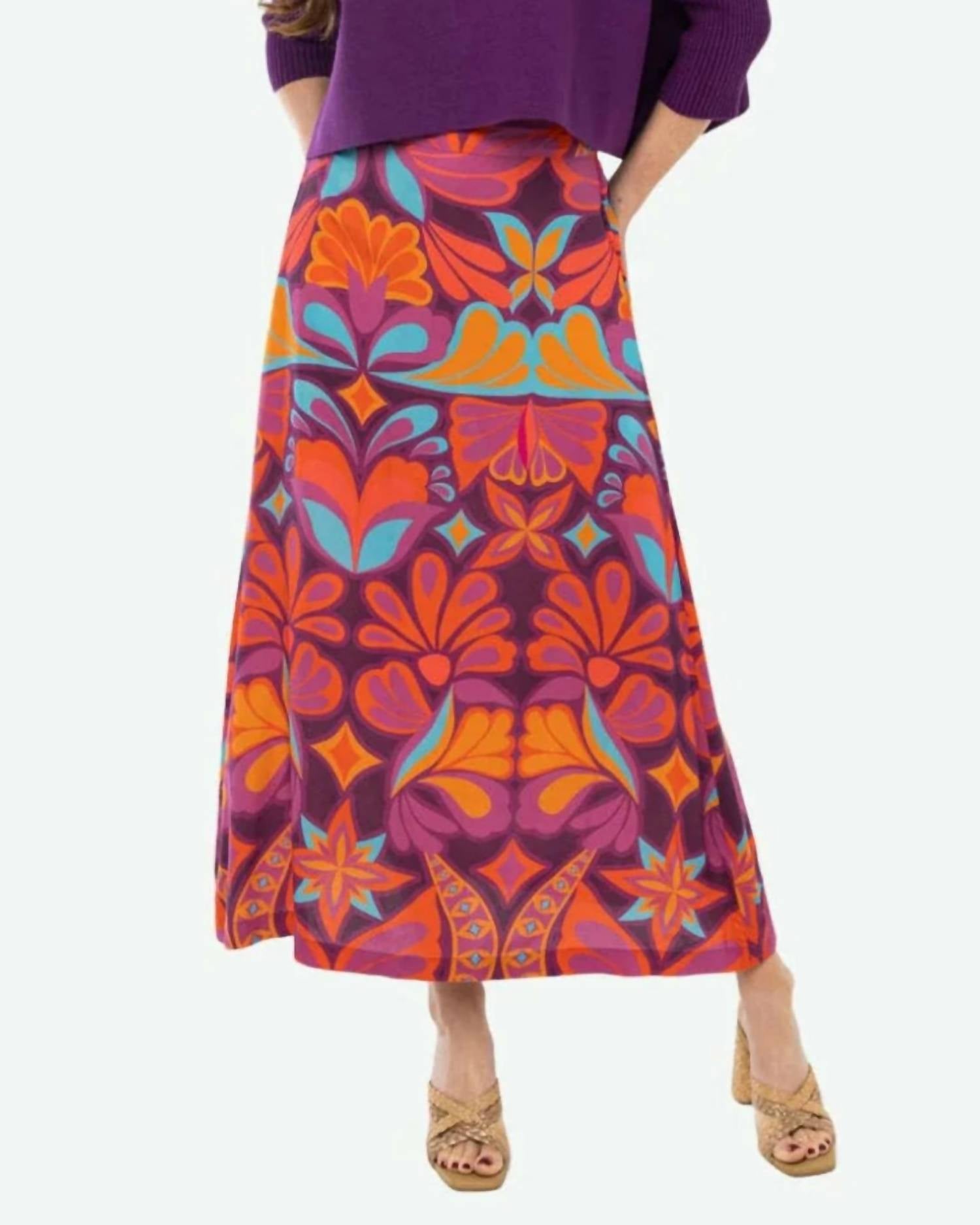 Briton Court - Tiffany Skirt
