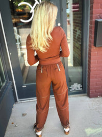 Thrive Societe - Seamed Barrel Leg Trousers