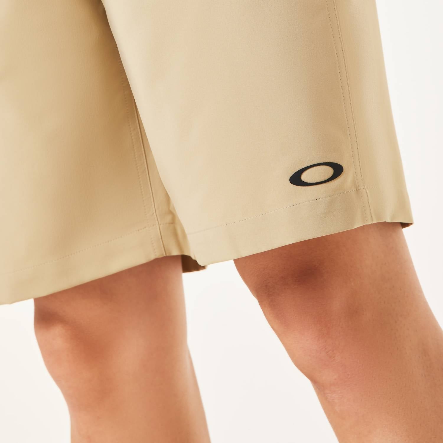 Oakley - Baseline Hybrid 21 2.0 Short